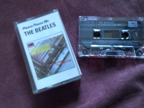 Cassette the beatles please - cassette:,