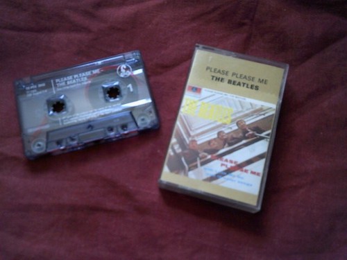 Cassette the beatles please - cassette:,